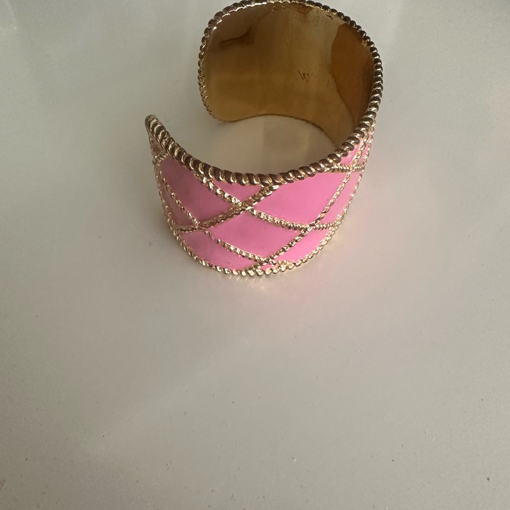 Lilly Pulitzer pink and gold bangle